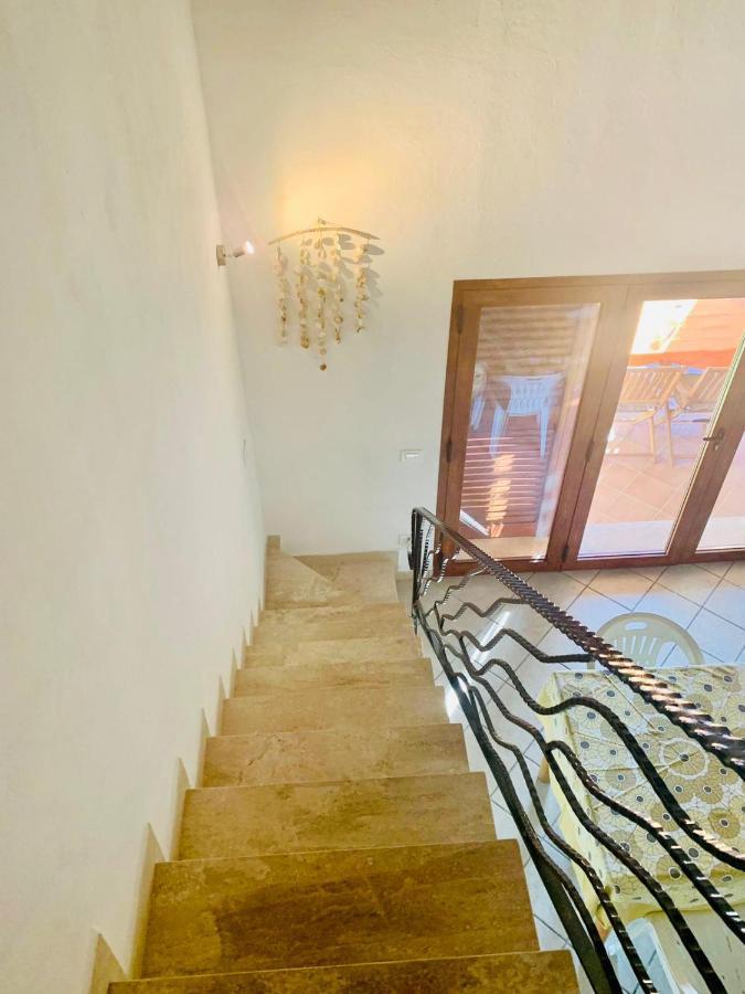 Appartamento I Geranei Centro San Teodoro  Buitenkant foto