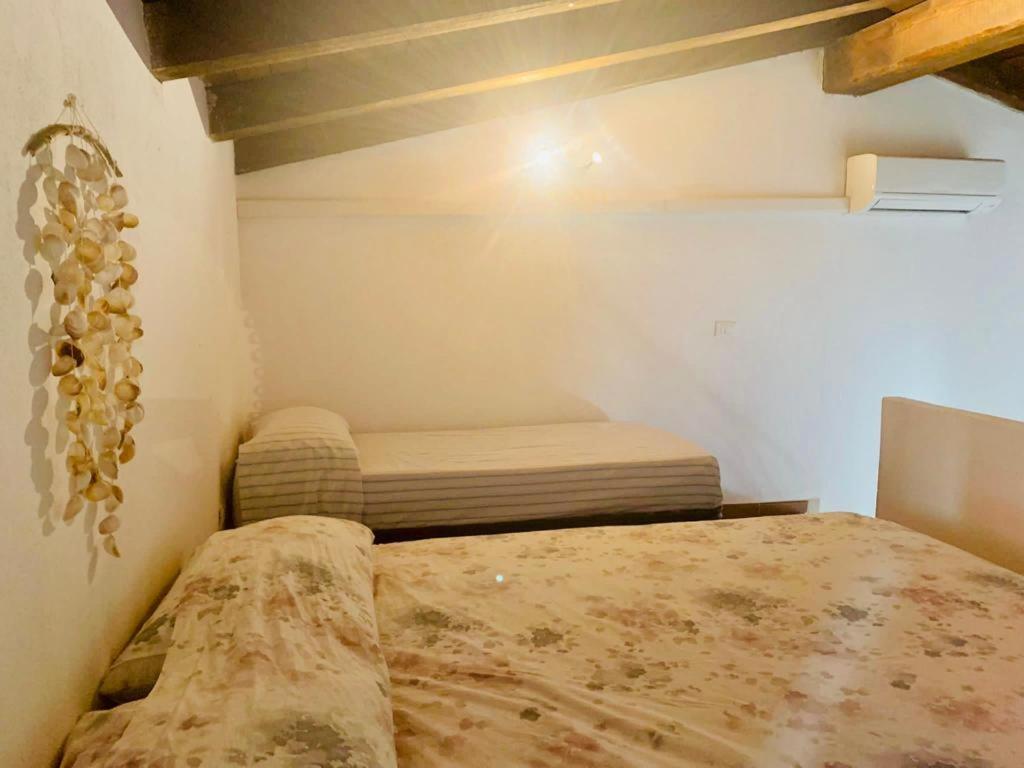 Appartamento I Geranei Centro San Teodoro  Buitenkant foto