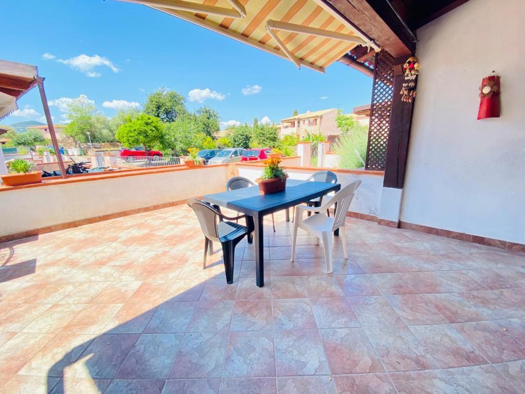 Appartamento I Geranei Centro San Teodoro  Buitenkant foto