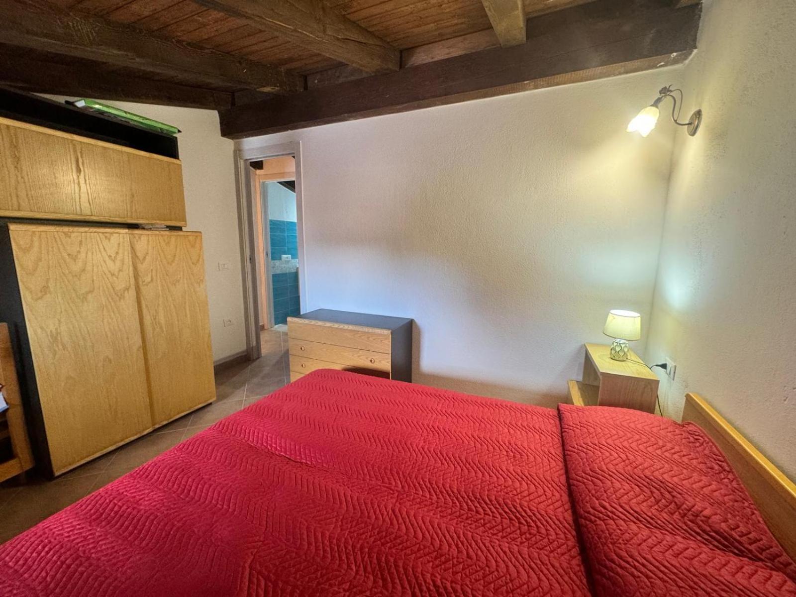Appartamento I Geranei Centro San Teodoro  Buitenkant foto