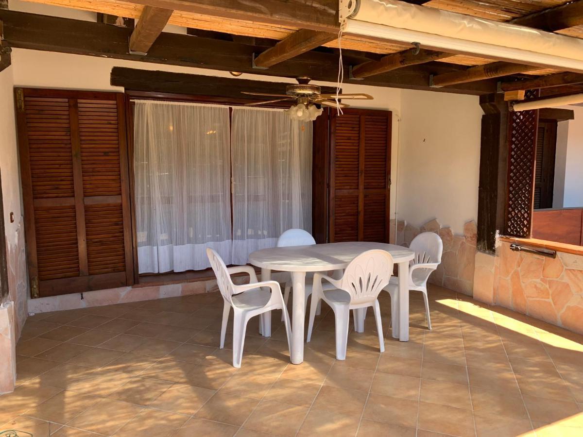Appartamento I Geranei Centro San Teodoro  Buitenkant foto