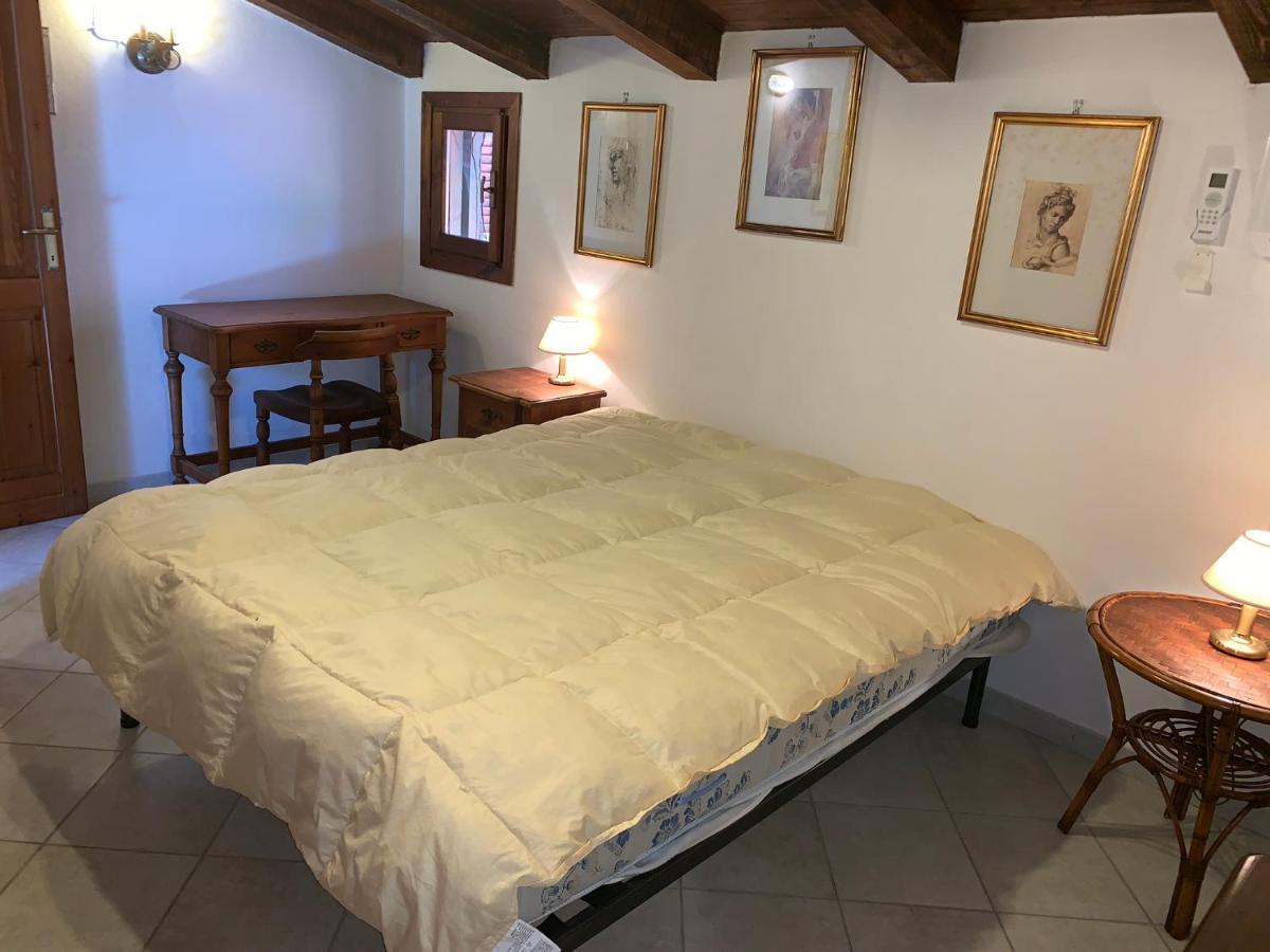Appartamento I Geranei Centro San Teodoro  Buitenkant foto